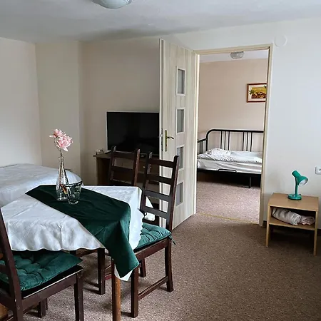 Apartman Libochovice Апартаменты